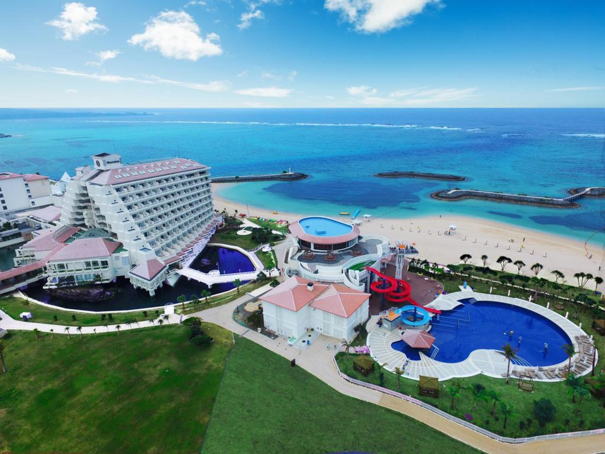 Sheraton Okinawa Sunmarina Resort Onna Exterior photo